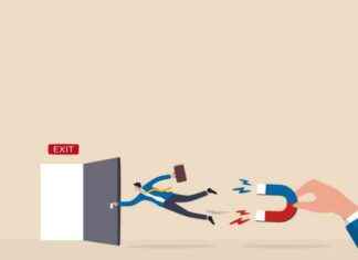 Attracting and Retaining Lawyers in Australia’s Competitive Legal Market: Strategies and Trends news-21062024-072324