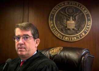 Ex-Bankruptcy Judge Ordered Ethics Training for Avoiding Deposition in Romance Case news-19082024-222624