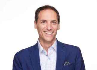 Achieving Growth: Strategies for Midsize Firms to Adapt and Succeed news-24082024-113029