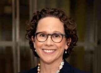 Paul Weiss Partner Expertly Preparing Harris for Debates news-10092024-212753