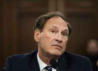 Alito Reports Concert Tickets From German Socialite in New Disclosure Form news-12092024-211306