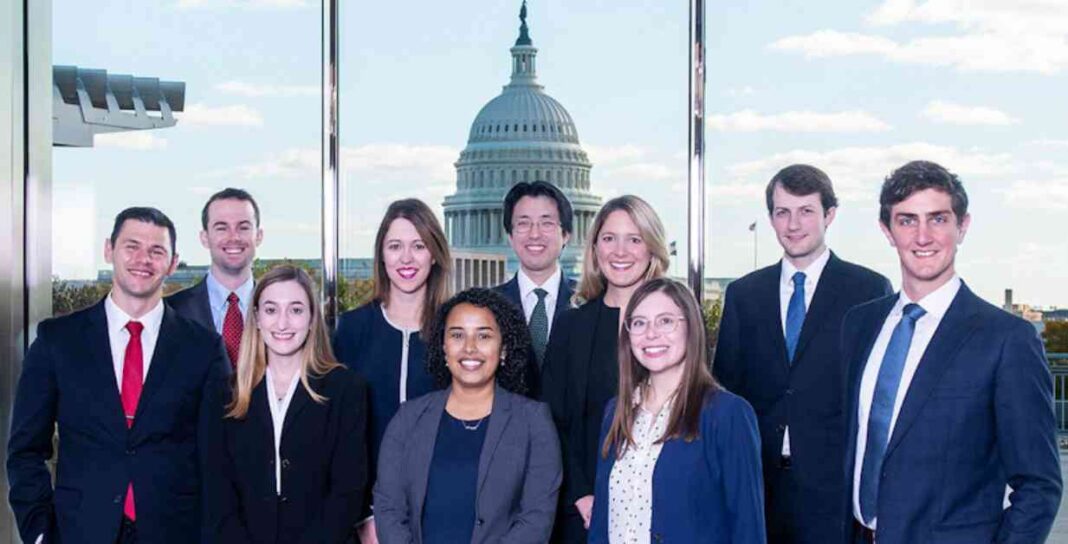 jones-day-hires-nearly-100-scotus-clerks-in-12-years-how-many-in-current-class
