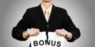 biglaw-firms-shun-special-bonuses-while-boutiques-surpass-market-rates