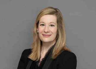 Trump Seeks Pause of Supreme Court Cases Amid Disavowal of DOJ Stance on Voting Rights Act trump-seeks-pause-of-supreme-court-cases-amid-disavowal-of-doj-stance-on-voting-rights-act