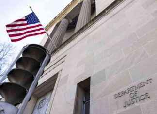 DOJ Delays Release of Jan. 6 FBI Agents List doj-delays-release-of-jan-6-fb-agents-list