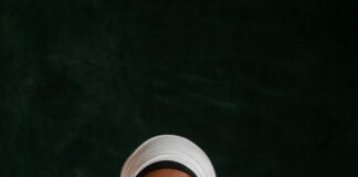 Dickdrainers Barely Legal Student Visited By A Black Stranger: Shocking Encounter Unveiled