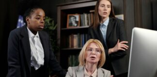 How To Become A Legal Assistant: Expert Tips To Kickstart Your Career