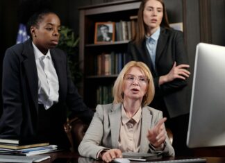 How To Become A Legal Assistant: Expert Tips To Kickstart Your Career