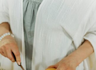 What Is The Legal Drinking Age In Italy? Discover The Facts!