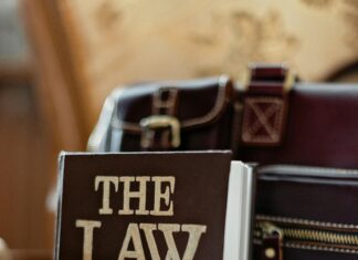 Common Law Legal System Vs Civil Law Legal System: Key Differences Explained