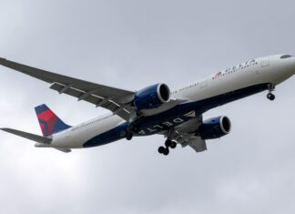 Aviation Industry Response: How Delta Flight DL275’s Diversion at LAX Shaped Air Travel Delta Airlines, Delta Flight DL275, Flight DL275, Flight Diversions, Travel News, Airline Policies, LAX Diversion, Delta Flight DL275 Diverted LAX